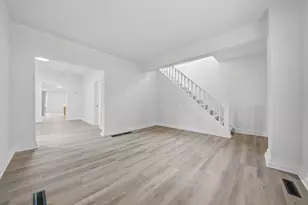 916 Magnolia Ave E, Saint Paul, MN 55106 - Photo 5