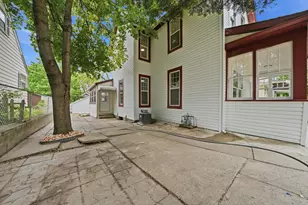 916 Magnolia Ave E, Saint Paul, MN 55106 - Photo 41