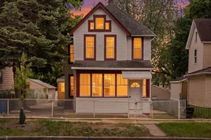 916 Magnolia Ave E, Saint Paul, MN 55106 - Photo 1