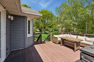 9056 Glacier Rd, Woodbury, MN 55125 - Photo 45