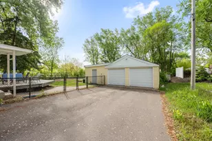 7417 Shirley Pl, Crystal, MN 55428 - Photo 35
