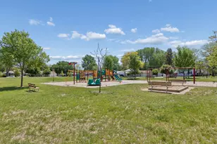 634 6th Ave S, Hopkins, MN 55343 - Photo 35