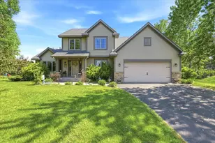 1374 Pheasant Run, New Richmond, WI 54017 - Photo 1