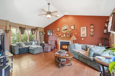 1374 Pheasant Run, New Richmond, WI 54017 - Photo 5