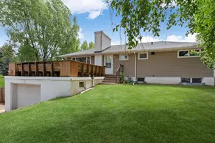 620 Callahan Pl, Mendota Heights, MN 55118 - Photo 3