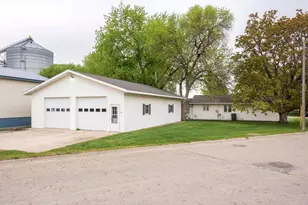 109 Arkansas Ave, Hoffman, MN 56339 - Photo 3