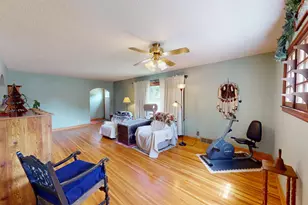 917 Valley Ave, Albert Lea, MN 56007 - Photo 5