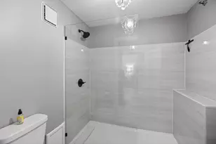 3801 W 98th St, Bloomington, MN 55431 - Photo 35