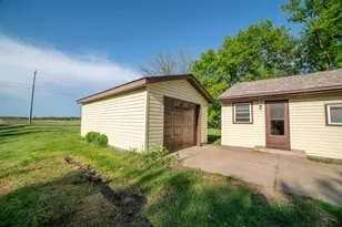 409 4th Ave SW, Long Prairie, MN 56347 - Photo 5