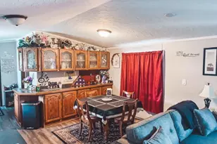 301 Oak Ln, Mankato, MN 56001 - Photo 3
