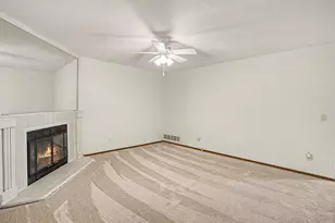 8689 134th St W, Apple Valley, MN 55124 - Photo 9