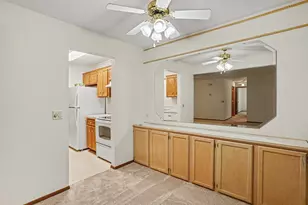 8689 134th St W, Apple Valley, MN 55124 - Photo 11