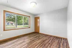 17781 Jasper Ct, Lakeville, MN 55044 - Photo 11
