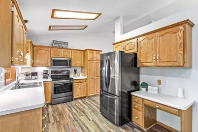 17781 Jasper Court, Lakeville, MN 55044 - Photo 7