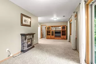 17781 Jasper Ct, Lakeville, MN 55044 - Photo 19