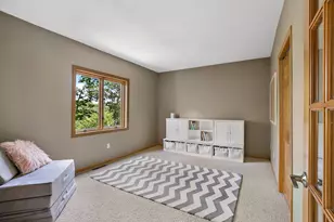 8879 Sylvan Ridge, Eden Prairie, MN 55347 - Photo 17