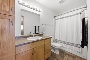 4825 50th Ave S, Fargo, ND 58104 - Photo 25