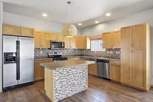 4825 50th Ave S, Fargo, ND 58104 - Photo 3