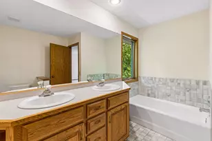 1933 Charlton St, West Saint Paul, MN 55118 - Photo 25