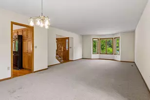 1933 Charlton St, West Saint Paul, MN 55118 - Photo 15