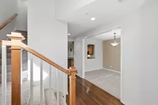 635 Willoughby Way W, Minnetonka, MN 55305 - Photo 11