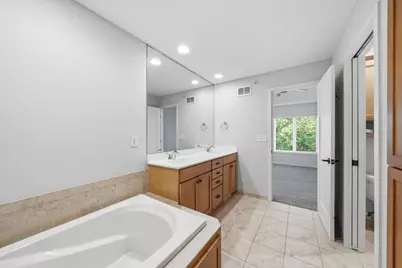 635 Willoughby Way W, Minnetonka, MN 55305 - Photo 39