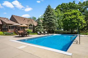 245 Luisa Ct, Chaska, MN 55318 - Photo 17