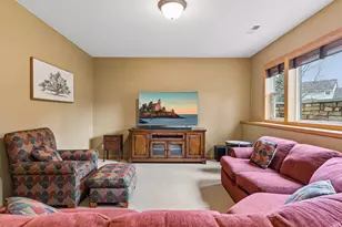 8167 Enclave Rd, Woodbury, MN 55125 - Photo 29