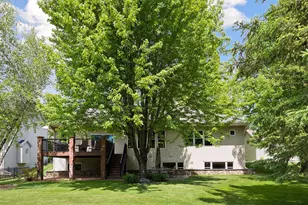 8167 Enclave Rd, Woodbury, MN 55125 - Photo 45
