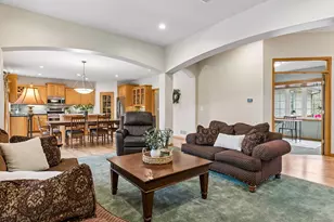 8167 Enclave Rd, Woodbury, MN 55125 - Photo 11