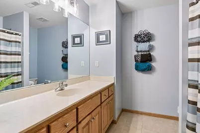 8167 Enclave Road, Woodbury, MN 55125 - Photo 37