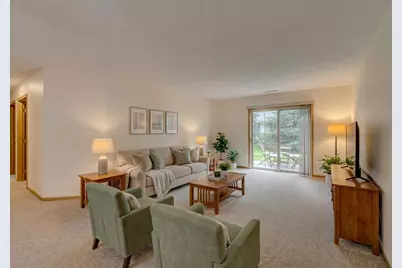 696 Monn Avenue, Vadnais Heights, MN 55127 - Photo 5