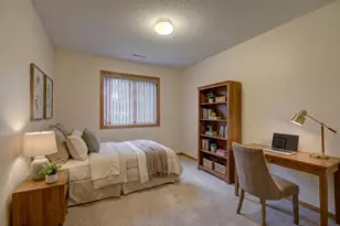 696 Monn Ave, Vadnais Heights, MN 55127 - Photo 9