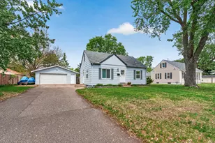6428 Cloverdale Ave, Crystal, MN 55428 - Photo 3