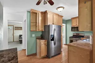 6428 Cloverdale Ave, Crystal, MN 55428 - Photo 9