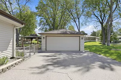 5900 Ensign Avenue N, New Hope, MN 55428 - Photo 5
