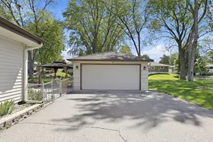 5900 Ensign Ave N, New Hope, MN 55428 - Photo 5