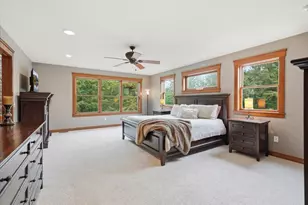 492 E Cove Rd, Hudson, WI 54016 - Photo 9