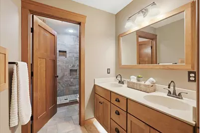 492 E Cove Road, Hudson, WI 54016 - Photo 19