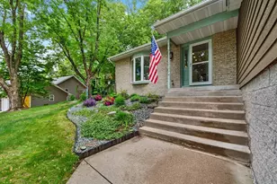 1113 Michaelson St N, Hudson, WI 54016 - Photo 3