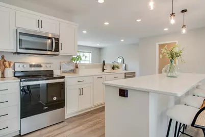 628 10th Avenue N, Fargo, ND 58102 - Photo 19