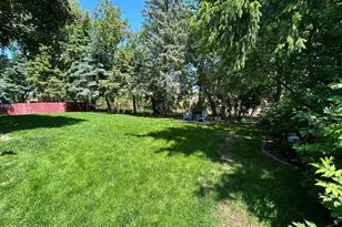 436 O'Day St S, Maplewood, MN 55119 - Photo 3