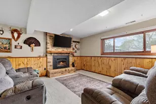 4382 Metcalf Dr, Eagan, MN 55122 - Photo 33
