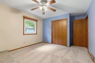 4934 Minnesota St SE, Prior Lake, MN 55372 - Photo 15