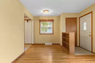 4934 Minnesota St SE, Prior Lake, MN 55372 - Photo 7
