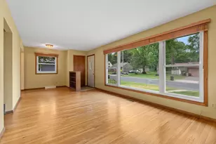 4934 Minnesota St SE, Prior Lake, MN 55372 - Photo 3