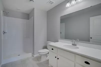 671 47th Avenue NE, Saint Cloud, MN 56304 - Photo 9