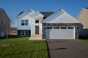 671 47th Ave NE, Saint Cloud, MN 56304 - Photo 1