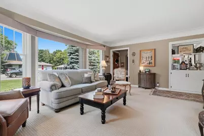 5045 Oxford Avenue, Edina, MN 55436 - Photo 7