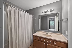 2494 Wilshire Ct, Mendota Heights, MN 55120 - Photo 15